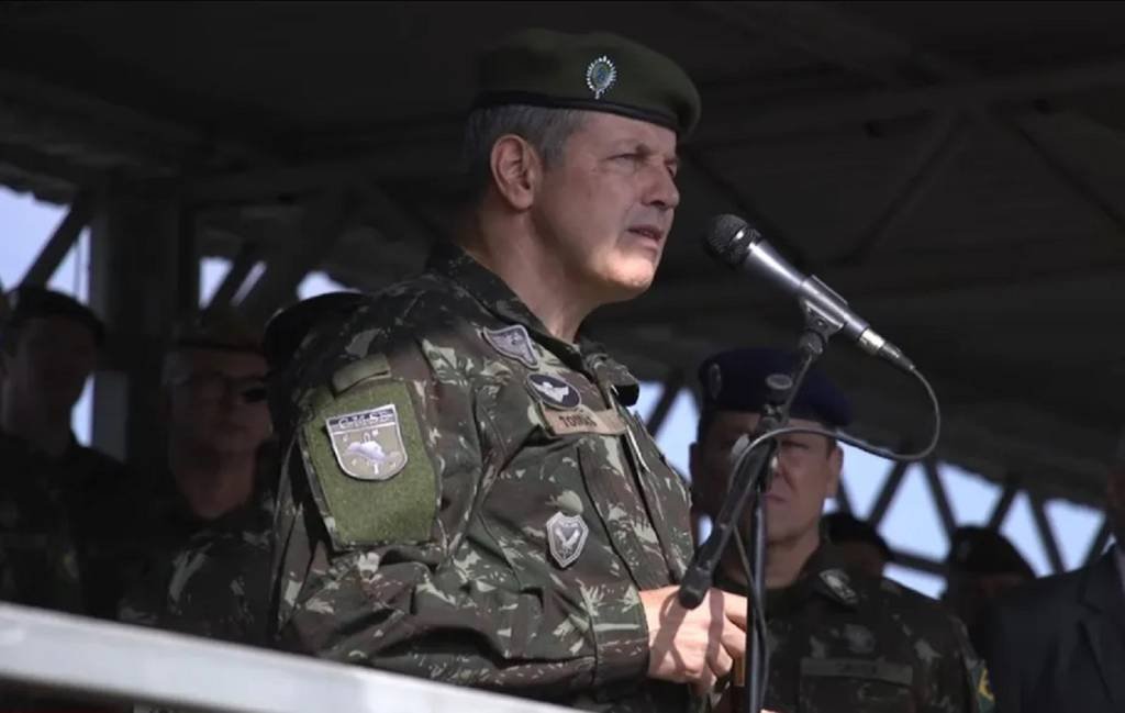 General escolhido para o Exército aparece em vídeo cobrando respeito às eleições