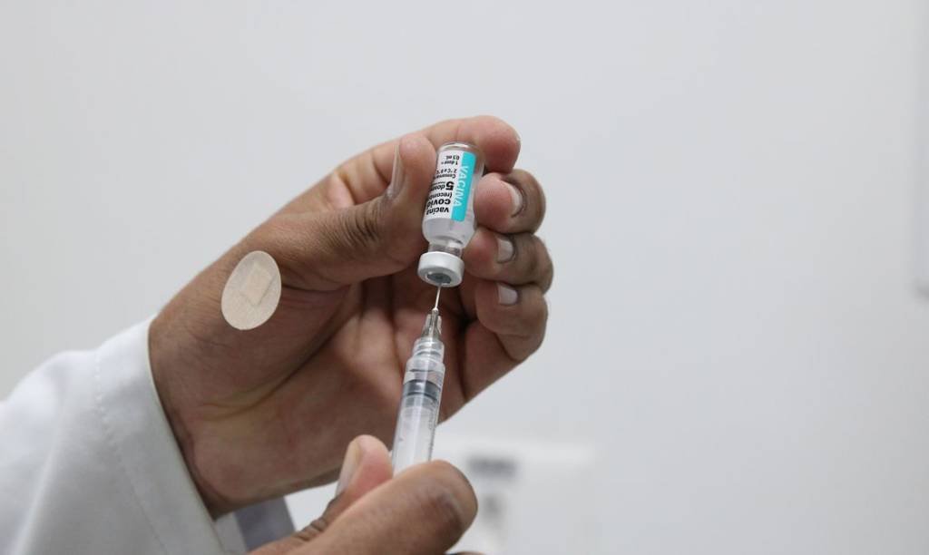 Anvisa autoriza ampliação da validade da vacina Pfizer