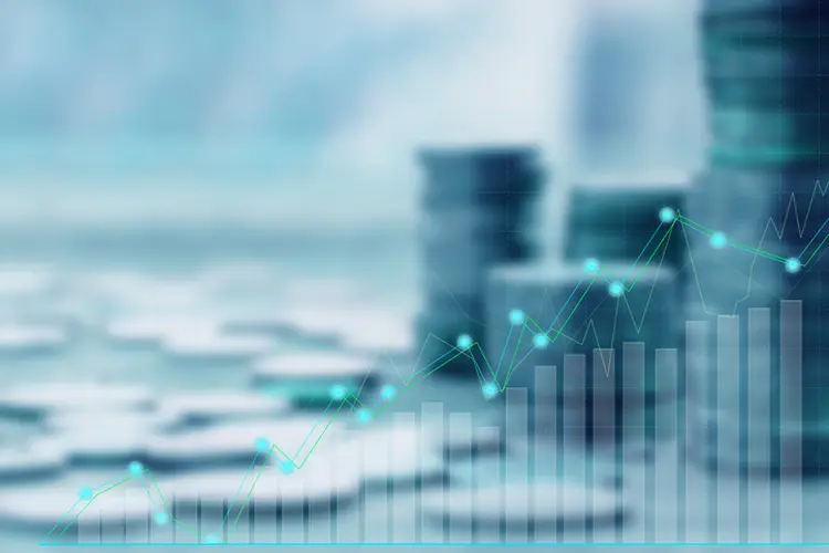 Finance and Investment concept.Money management and Financial chart.blur focus (Getty/Getty Images)