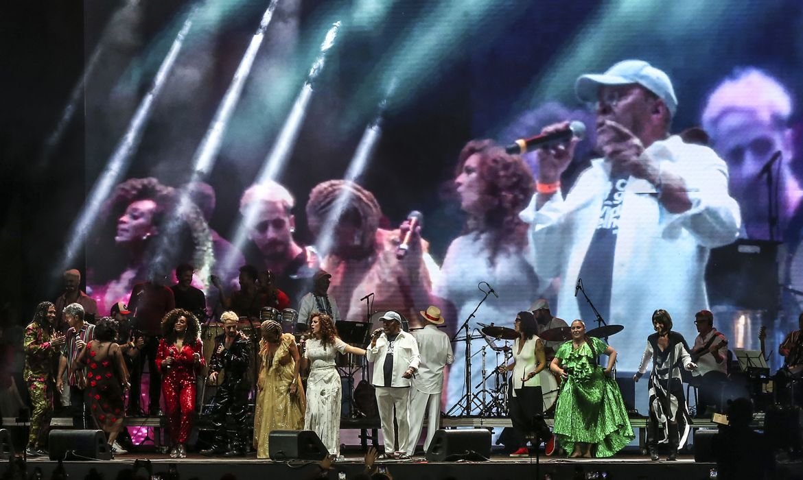 Festival do Futuro tem homenagens a Pelé, Elza Soares e Gal Costa