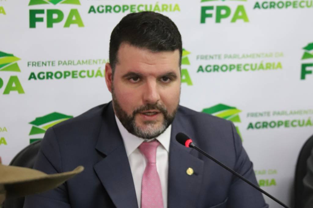 "Não admitimos a taxação do agro", diz presidente da FPA sobre reforma tributária