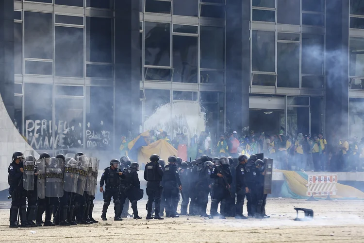 Manifestantes invadem Congresso, STF e Palácio do Planalto. (Marcelo Camargo/Agência Brasil)