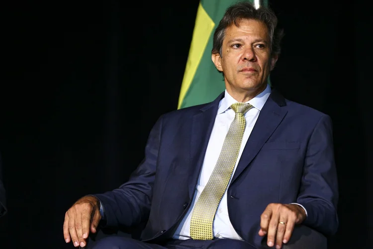 Saneamento básico: s contratos firmados no âmbito de PPPs terão o "aval direto" do Tesouro Nacional e não haverá "fundo garantidor", segundo Haddad (Marcelo Camargo/Agência Brasil)