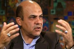 Britânico-iraniano Alireza Akbari em entrevista sem data em Teerã (AFP/AFP)