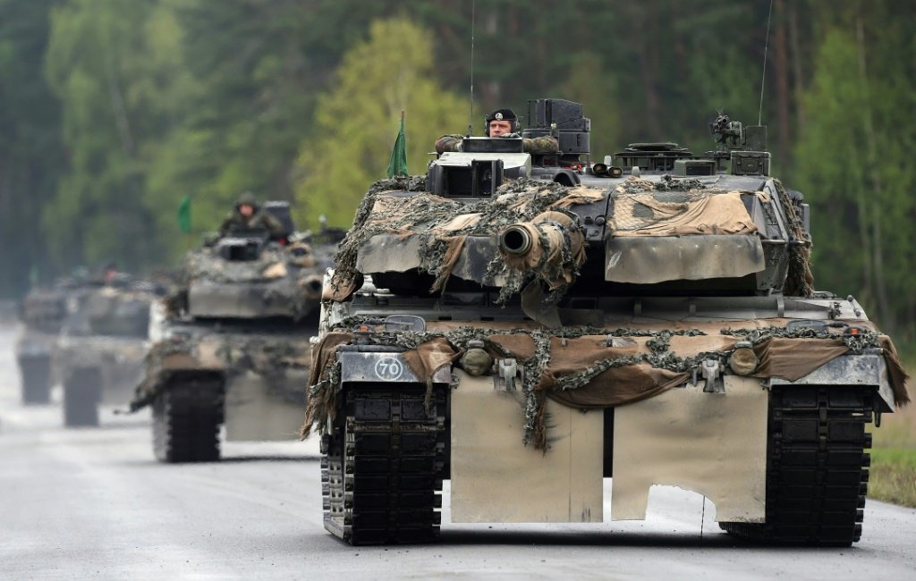 As pressões insistentes da Ucrânia para receber os tanques alemães Leopard deram resultado e, nesta quarta-feira (25), a Alemanha cedeu (AFP/Divulgação)