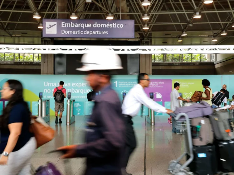 Galeão: aeroporto internacional do Rio de Janeiro estava com queda no número de passageiros (Tânia Rêgo/Agência Brasil)