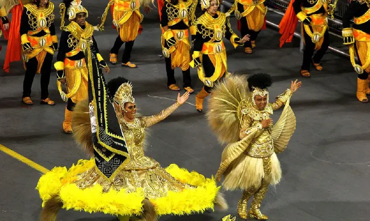 Carnaval: Após o desfile das velhas-guardas de São Paulo, a primeira escola de samba a desfilar no Sambódromo do Anhembi é a Independente Tricolor (LIGASP/Divulgação)