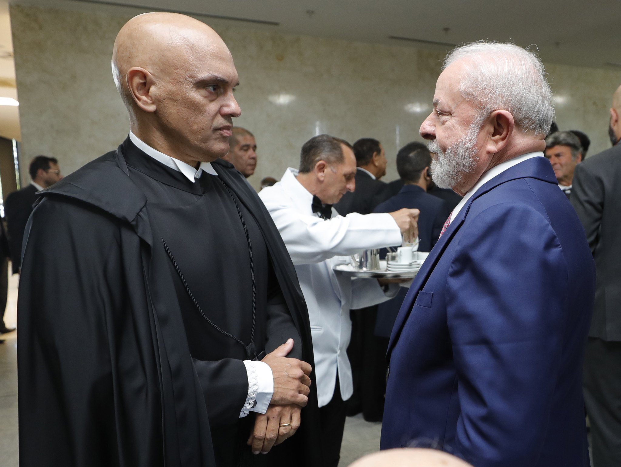 Quem é o general que assumiu ter elaborado o plano para matar Lula e Moraes