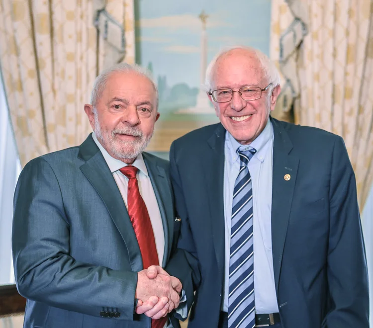 Sanders: "Há uma ameaça massiva da extrema direita, seja [Donald] Trump ou [Jair] Bolsonaro, que tentam minar a democracia e o nosso trabalho é fortalecer a democracia no Brasil (Ricardo Stuckert/Flickr)