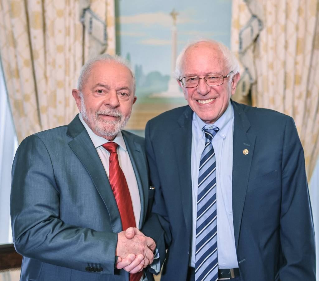 Sanders e Lula falam de fortalecimento da democracia e combate à extrema direita