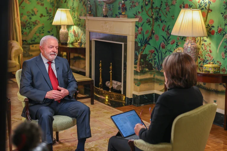 Lula: "O Brasil aos poucos vai se encontrando e a democracia vai prevalecer" (Ricardo Stuckert/Flickr)