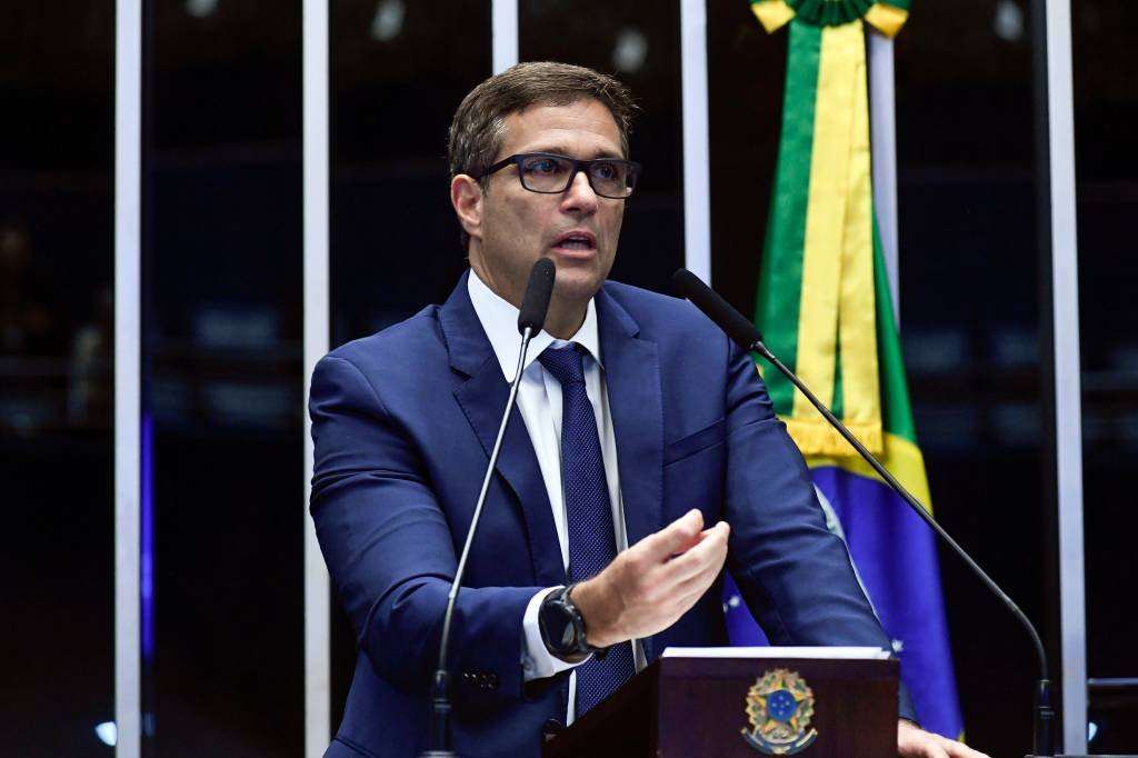 'Avanços institucionais têm de ser mantidos', diz Campos Neto em sessão no Congresso