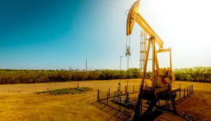 Imagem referente à matéria: Por que as petroleiras caem hoje na B3 mesmo com o petróleo em alta