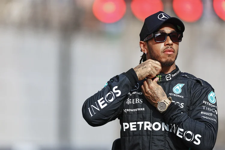 Hamilton: Com a confirmação da transferência do heptacampeão para a Ferrari, cresceu a especulação sobre quanto Hamilton vai ganhar de salário a partir de 2025 (Mark Thompson/Getty Images)