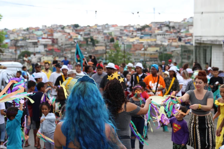 Fábricas de Cultura terão oficinas de máscaras, festivais de marchinhas, shows e blocos carnavalescos (Arquivo/ Fábricas de Cultura/Divulgação)