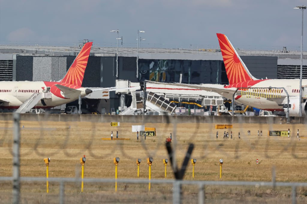 Deputados discutem altos preços das passagens aéreas nesta terça