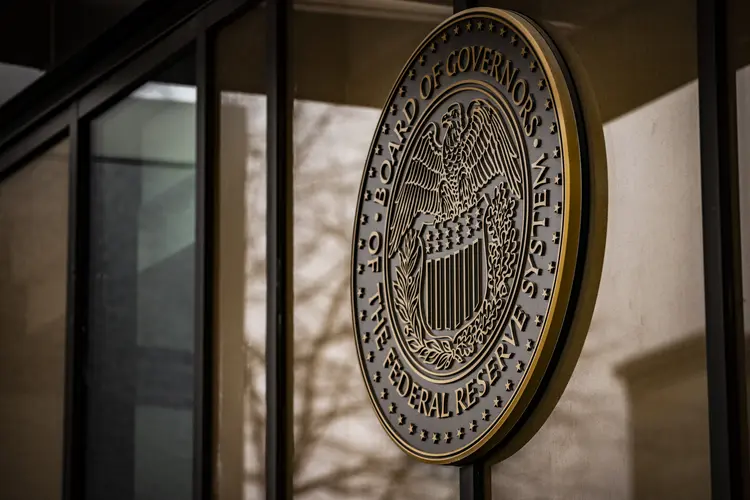 Fed: banco central americano manteve taxa de juros inalterada (Samuel Corum / Bloomberg/Getty Images)