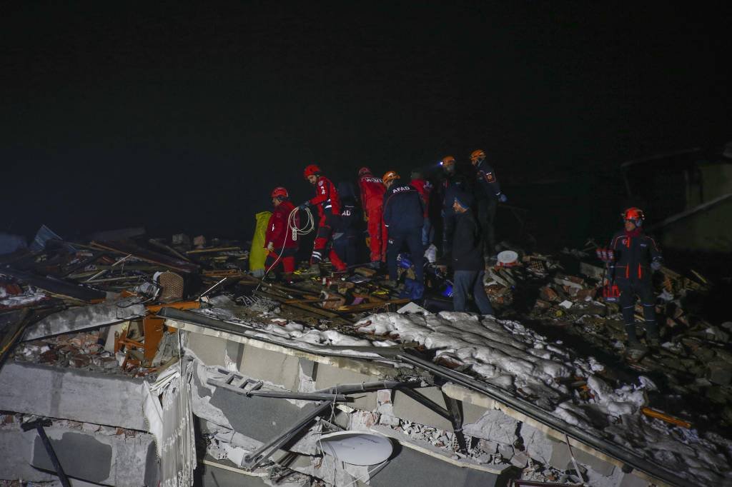 Por que terremoto na Turquia e na Síria foi tão devastador?