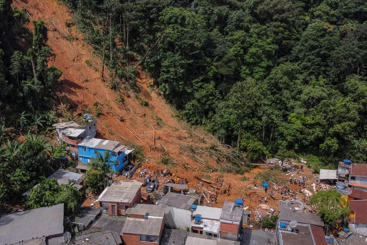 São Sebastião, litoral Norte de São Paulo, após chuvas torrenciais em fevereiro  (FERNANDO MARRON/Getty Images)