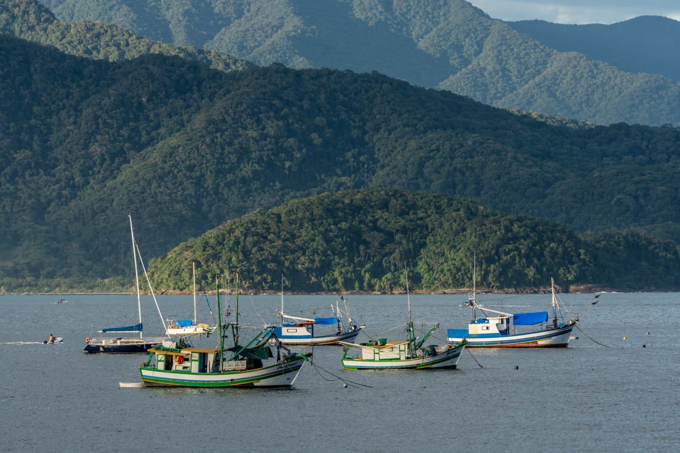 Ubatuba decreta Estado de emergência após temporais e queda de ponte