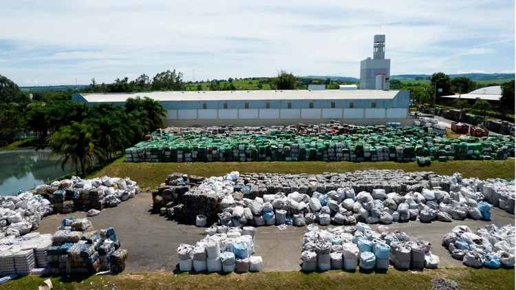 Fábrica da Green PCR em Itobi (SP) (Bússola/Reprodução)