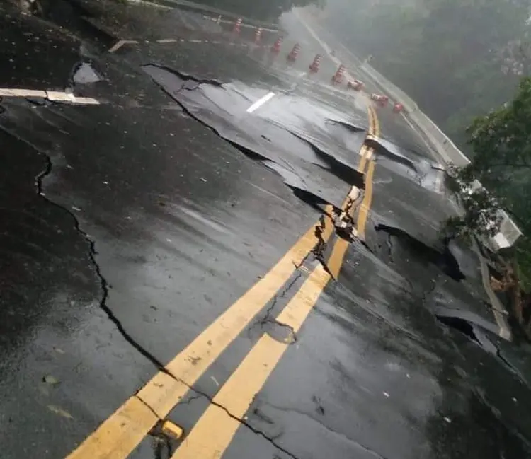 Litoral Paulista: já chega a 36 o número de mortos pelos deslizamentos (//Reprodução)