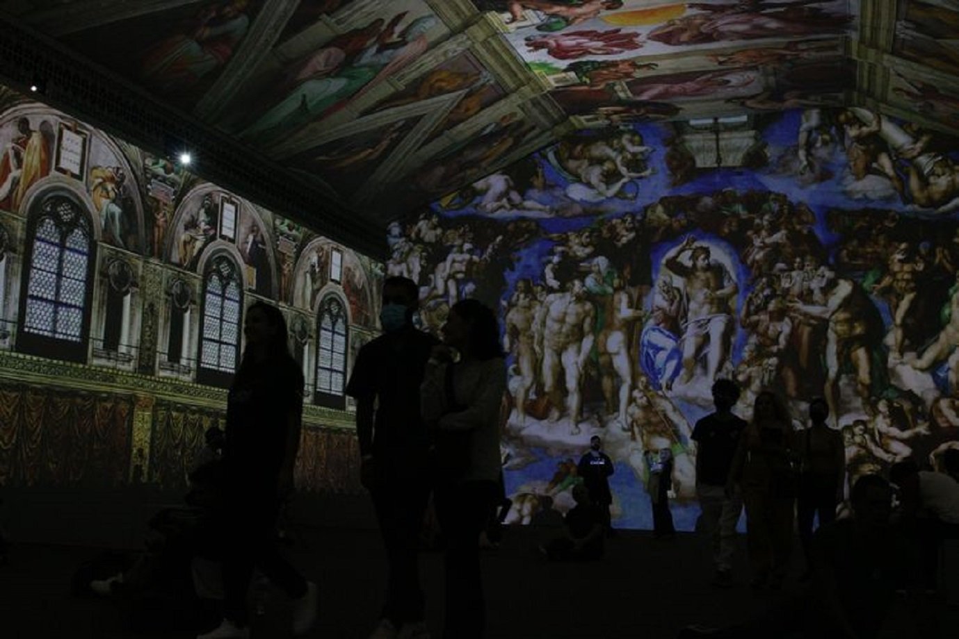 Exposição imersiva Michelangelo: O Mestre da Capela Sistina no MIS Experience