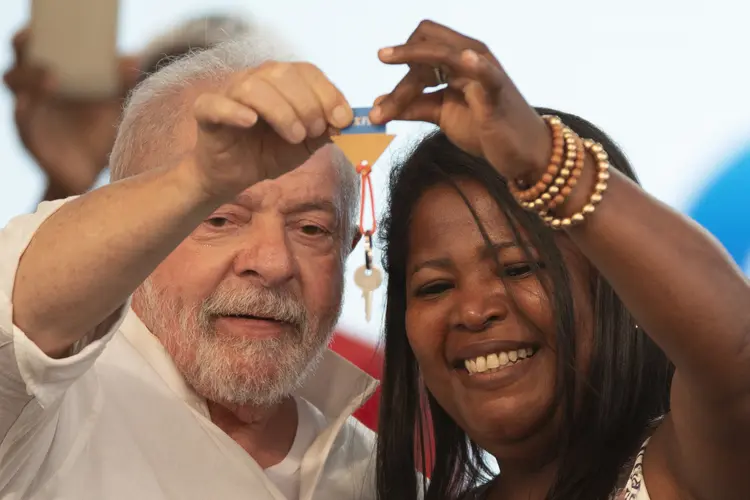 Santo Amaro da Purificação (BA), 14/02/2023 - O presidente Luiz Inacio Lula da Silva, participa do lançamento do novo programa Minha Casa Minha Vida e entrega de empreendimentos do programa em Santo Amaro (BA).
Foto: Joédson Alves/Agência Brasil (Joédson Alves/Agência Brasil)