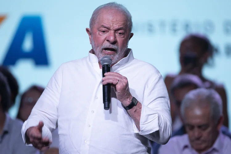 Lula: decisão sobre crédito consignado ficará nas mãos do presidente (Joédson Alves/Agência Brasil)