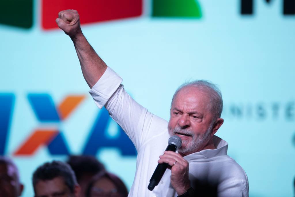 Piso da enfermagem: Lula garante que acompanhará o piso (Joédson Alves/Agência Brasil)