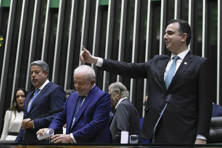 Plenário da Câmara dos Deputados durante sessão solene do Congresso Nacional destinada a dar posse ao presidente e ao vice-presidente da República (Edilson Rodrigues/Agência Senado)