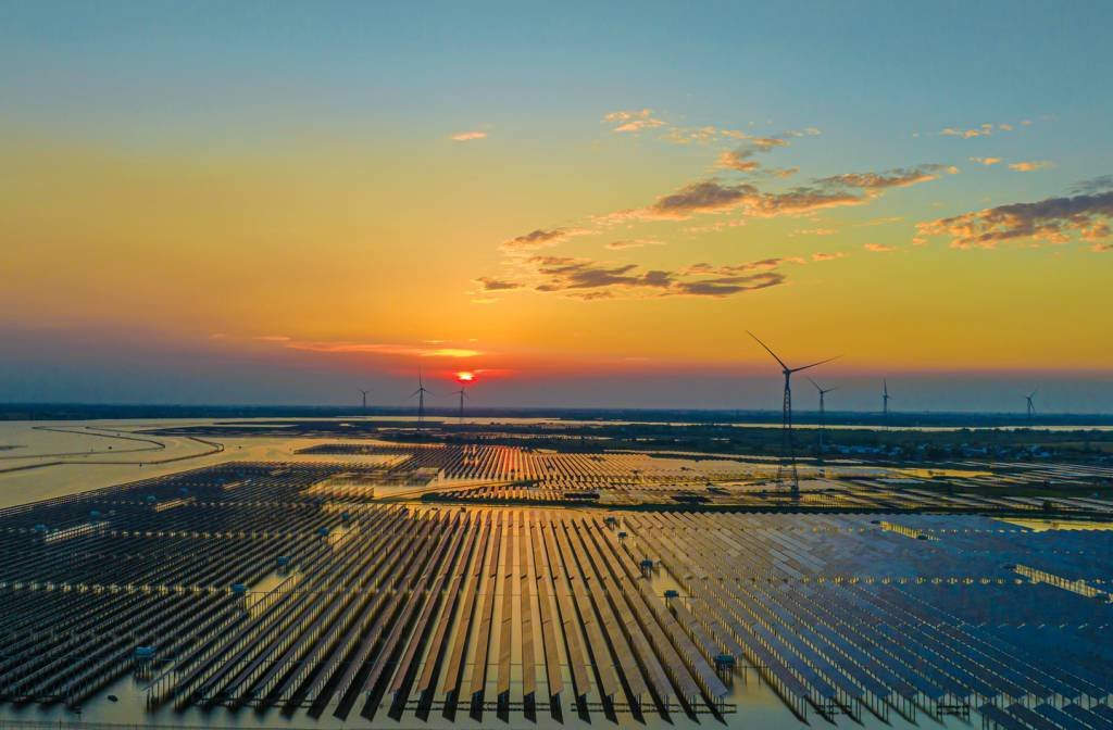 Organizações querem triplicar a capacidade de energia renovável até 2030