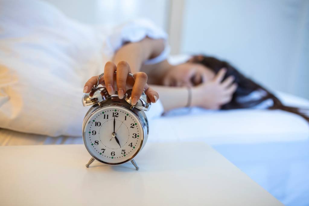 Confira 12 dicas para dormir bem. (stefanamer/Getty Images)