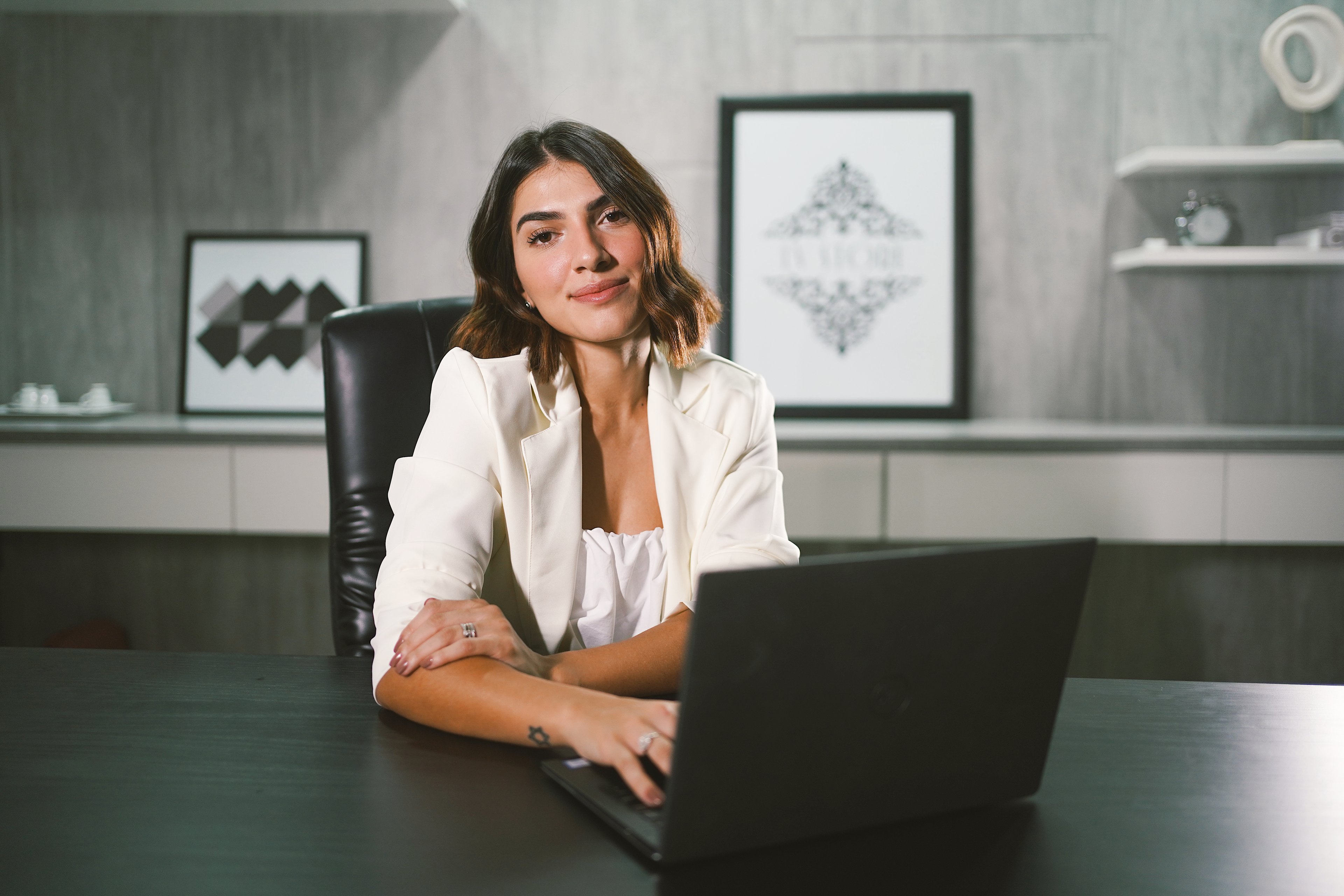 Descubra o segredo de marketing da empreendedora e influenciadora que está faturando milhões