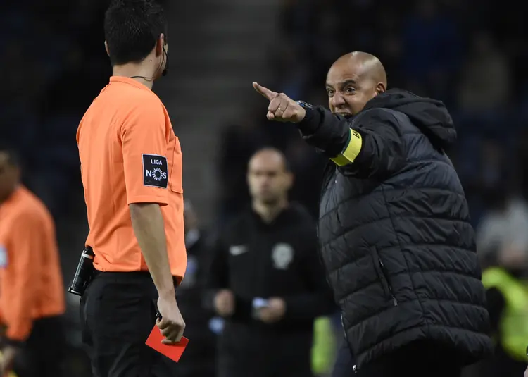 Na função de treinador, Pepa esteve no comando de clubes como Feirense, Moreirense, Tondela (MIGUEL RIOPA/Getty Images)