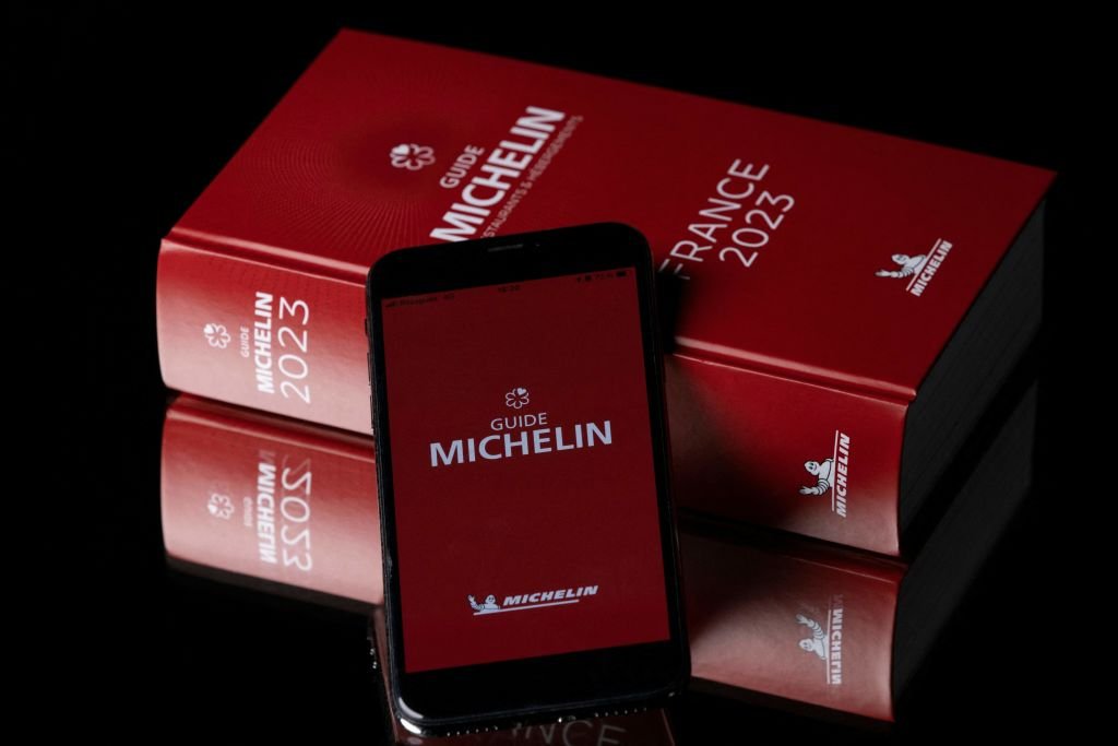 Guia Michelin divulga os melhores restaurantes da França; brasileira é citada na lista