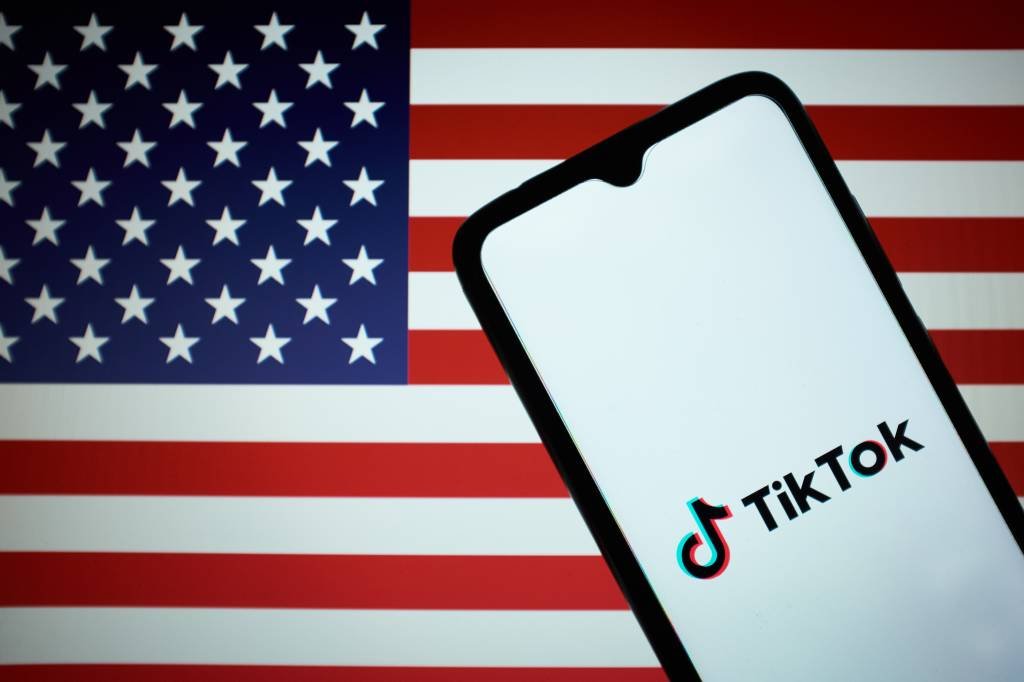 TikTok americano: plano de separação surge após inúmeras acusações de que o app ameaça a segurança de dados dos Estados Unidos (Nikolas Kokovlis/NurPhoto/Getty Images)