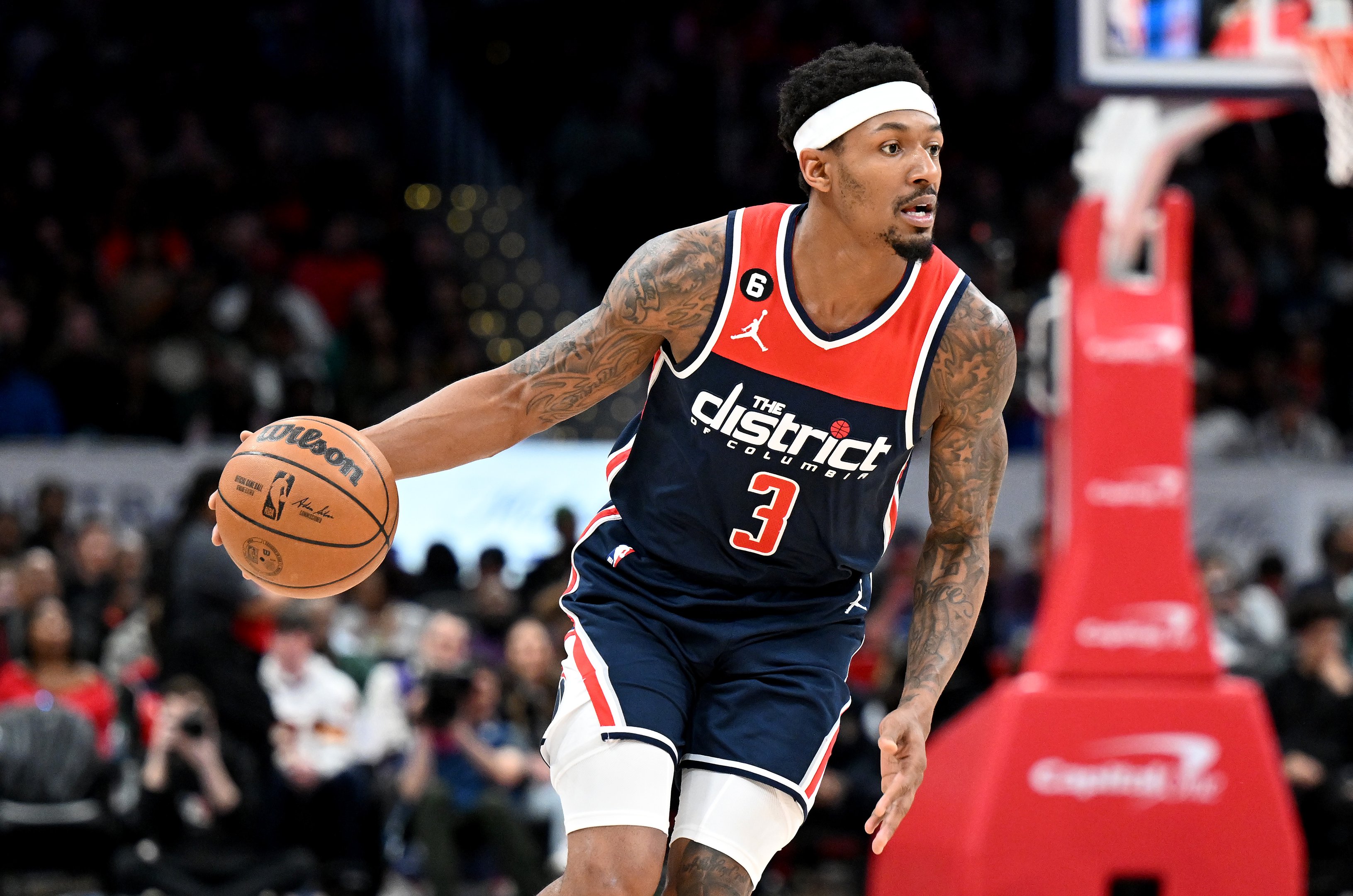 NBA: Bradley Beal é investigado por agredir torcedor após derrota do Wizards, diz TV