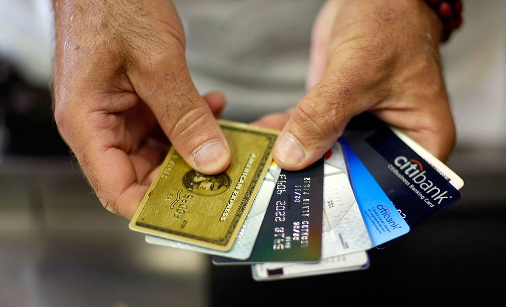 5 dicas de ouro para escolher o melhor cartão de crédito