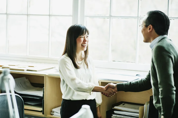 Dia do Consumidor: veja frases para homenagear clientes (Thomas Barwick/Getty Images)