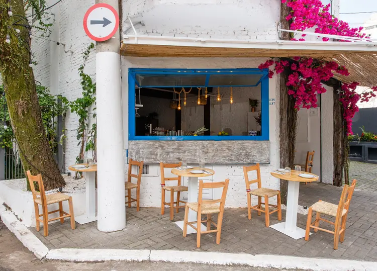 Petros Greek Taverna: comida grega raiz (Petro Greek Taverna/Divulgação)