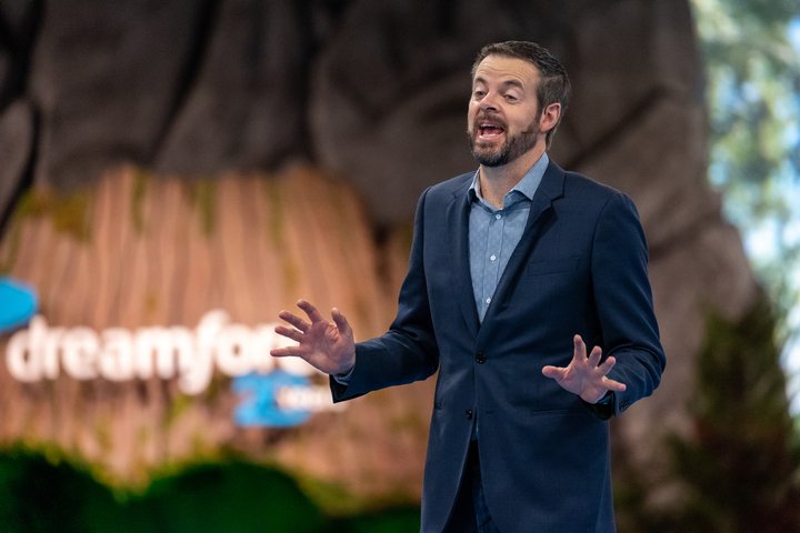 Ryan Nichols, da Salesforce: “O principal canal de comunicação continua sendo a voz humana, e é por isso que estamos tendo esta conversa agora, porque é uma maneira tão poderosa de se comunicar" (Salesforce/Divulgação)