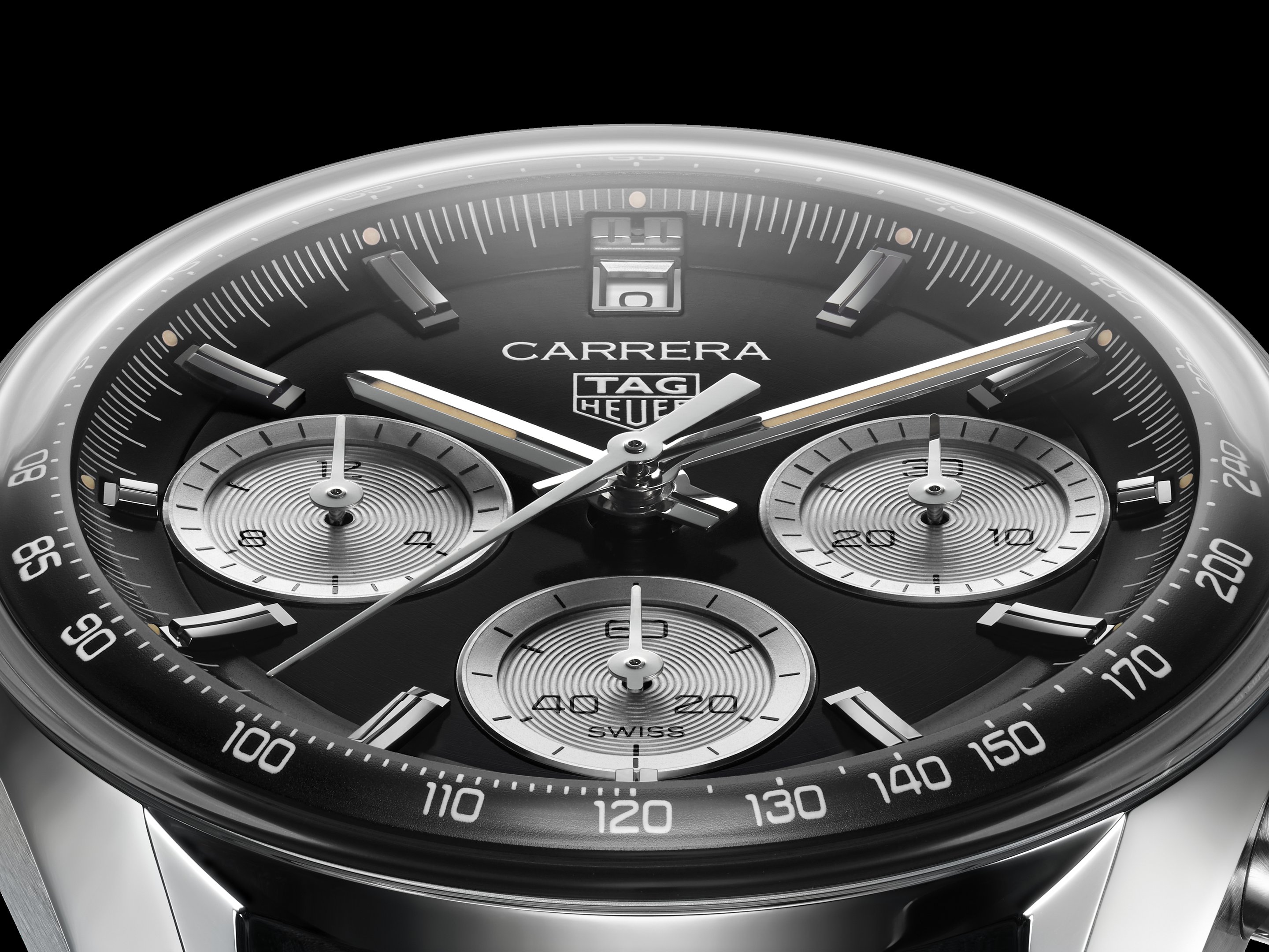 TAG Heuer celebra o luxo e as corridas no Watches Wonders Exame