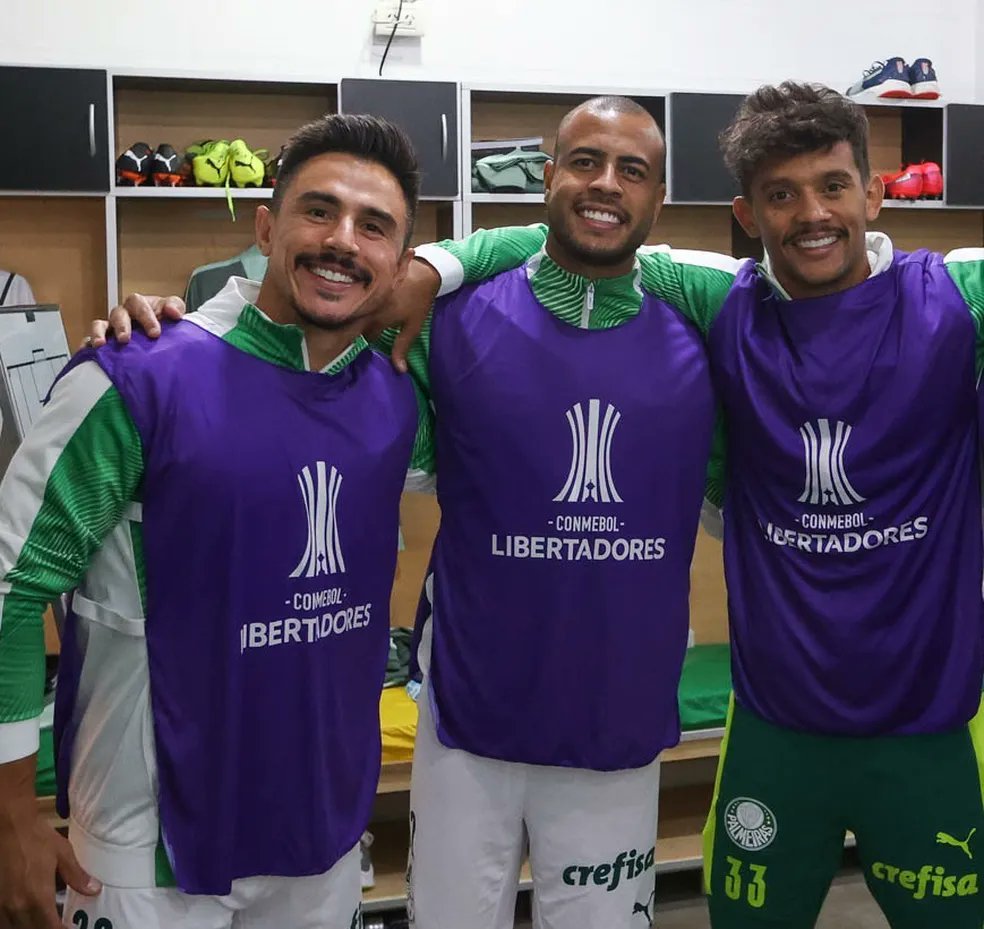 Jogadores do Palmeiras sofem golpe com criptomoedas de ex-colega de clube