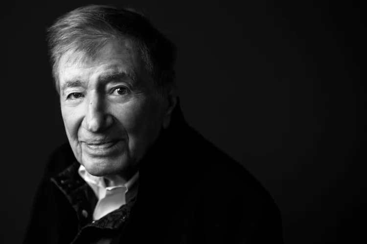 Etienne-Emile Baulieu: proibir pílula abortiva é retrocesso para liberdade das mulheres (AFP/AFP)