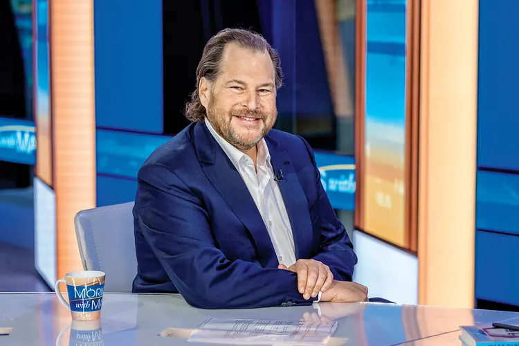 Marc Benioff, fundador e CEO da Salesforce: Quando ele viu dados reais de que as mulheres em sua organização eram mal pagas, alocou milhões de dólares para ajudar a aliviar o problema (Roy Rochlin/Getty Images)