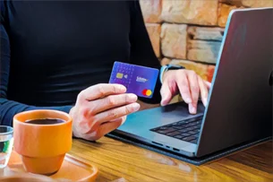 Mercado global de 'compre agora, pague depois' movimentou US$ 342 bilhões em 2024
