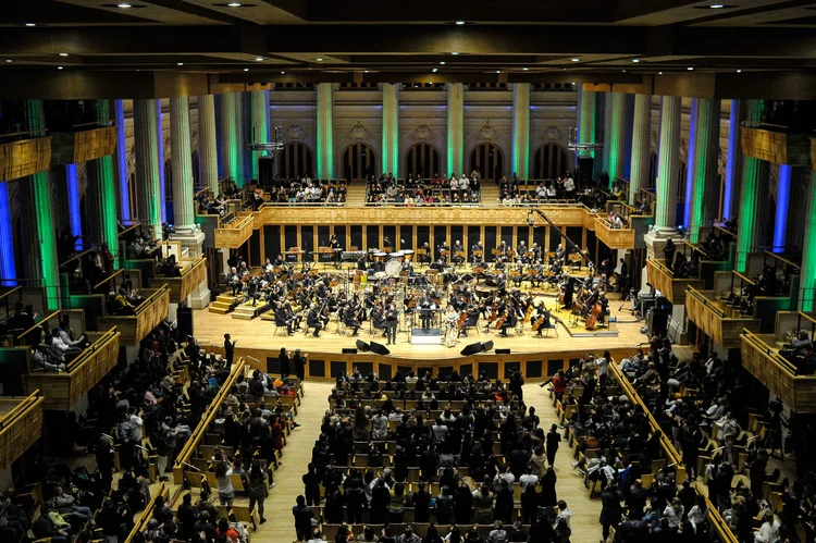 Daniela Mercury &amp; Maria Gadú com a Brasil Jazz Sinfônica na Sala São Paulo, em setembro de 2022  (Reinaldo Canato / Osesp/Divulgação)