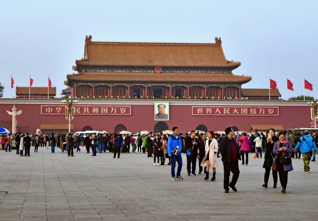Em era pós-pandêmica, China recupera vitalidade do turismo em feriado do Dia do Trabalhador