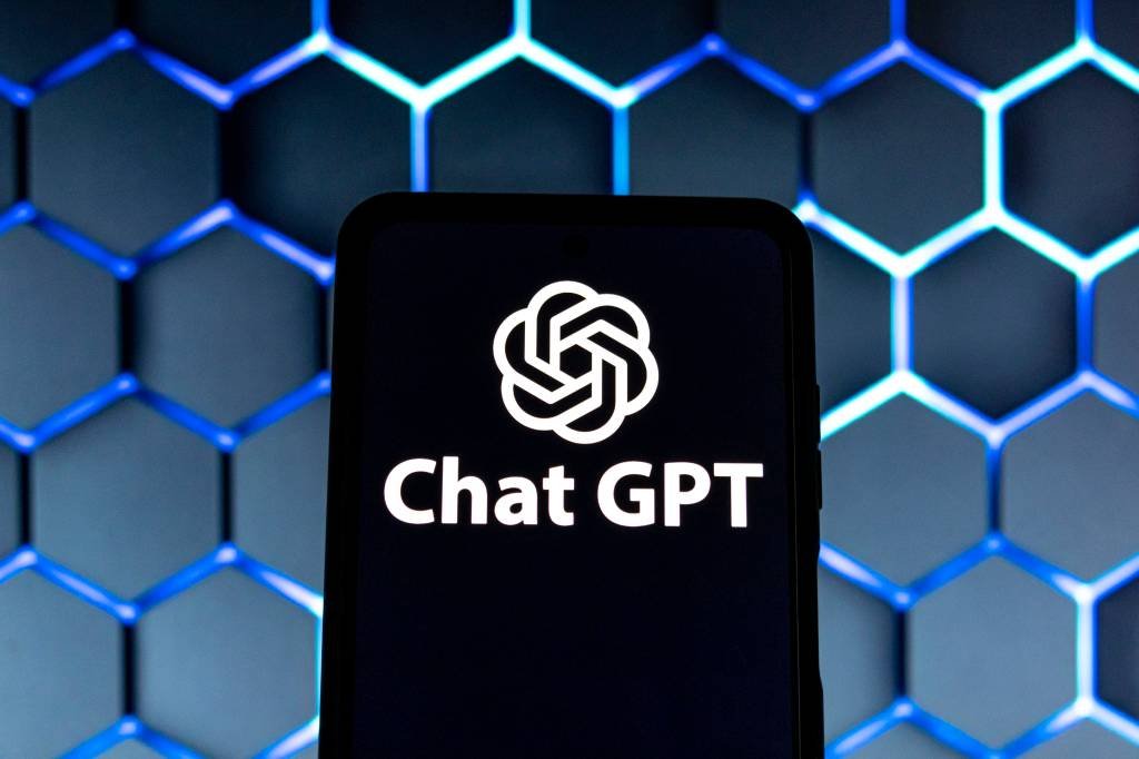 China ordena revisão de segurança em serviços de IA como ChatGPT
